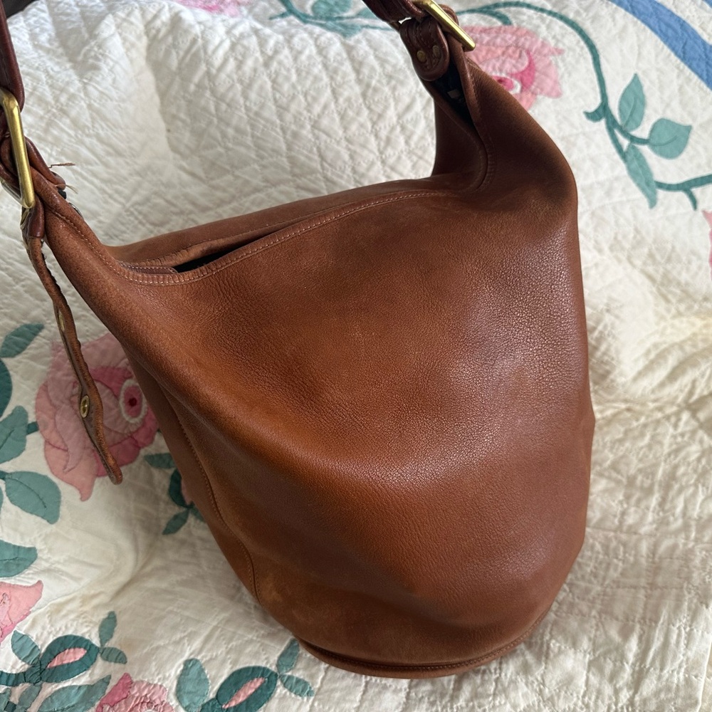 Vintage COACH XL bucket Bag